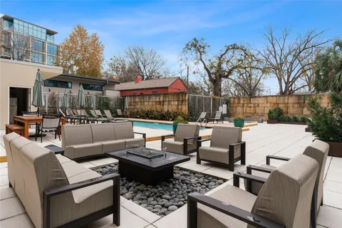 $825,000 | 210 Lee Barton Drive, Unit 517, Austin, TX 78704