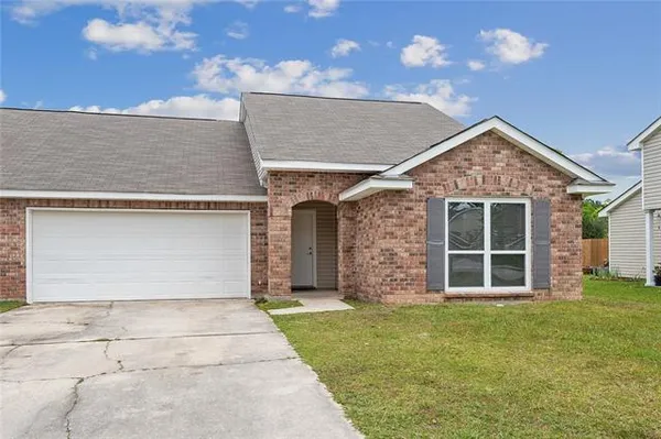 $1,695 | 1137 Clairise Court, Slidell, LA 70461