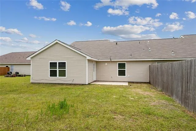 $1,695 | 1137 Clairise Court, Slidell, LA 70461