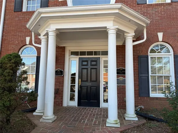 $2,050 | 175 Langley Drive, Unit E2, Lawrenceville, GA 30046