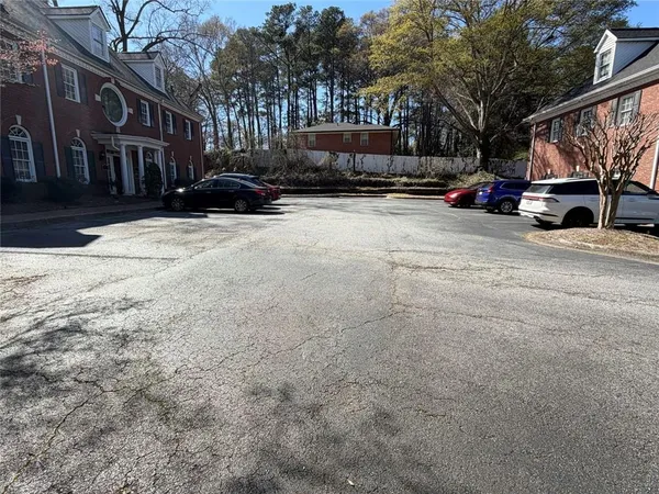 $2,050 | 175 Langley Drive, Unit E2, Lawrenceville, GA 30046
