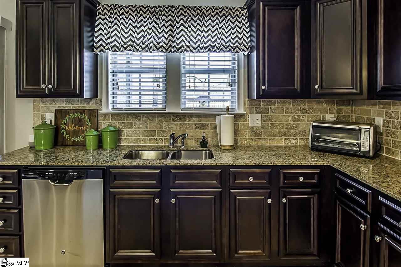 14 Chadmore Street Simpsonville, SC 29680 - Photo 16 of 35