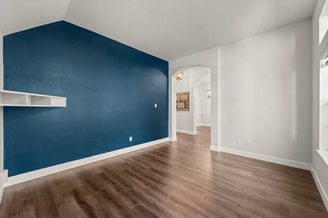 $500,000 | 35 Valley Mead Place, The Woodlands, TX 77384