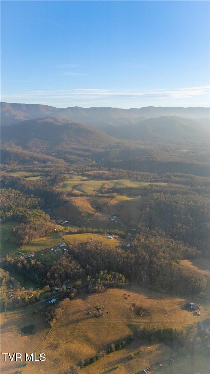 875 Frank Roberts Road, Unit 4 & 5 Afton, TN 37616 - Photo 15 of 36 14-DJI_20251213164718_0902_D