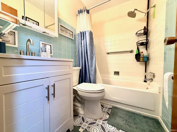 $269,900 | 577 Sunny Acres Drive, Bedford, IN 47421