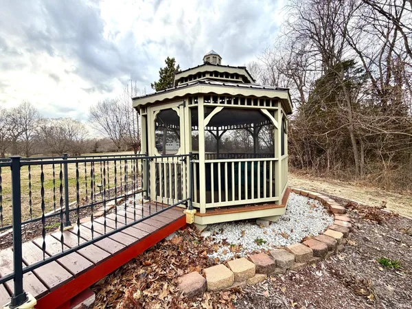 $269,900 | 577 Sunny Acres Drive, Bedford, IN 47421