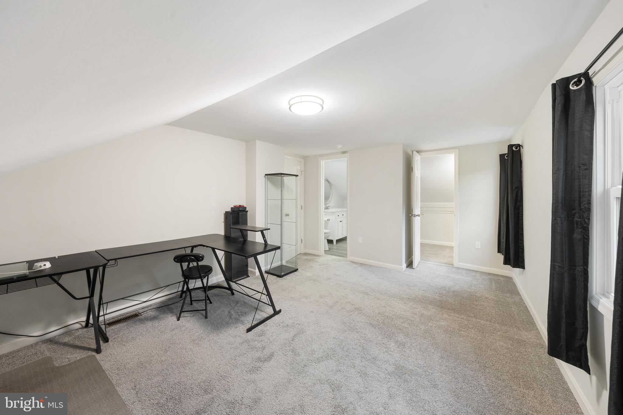 42983 St Johns Road Hollywood, MD 20636 - Photo 11 of 20 Bedroom 2 with en-suite upstairs