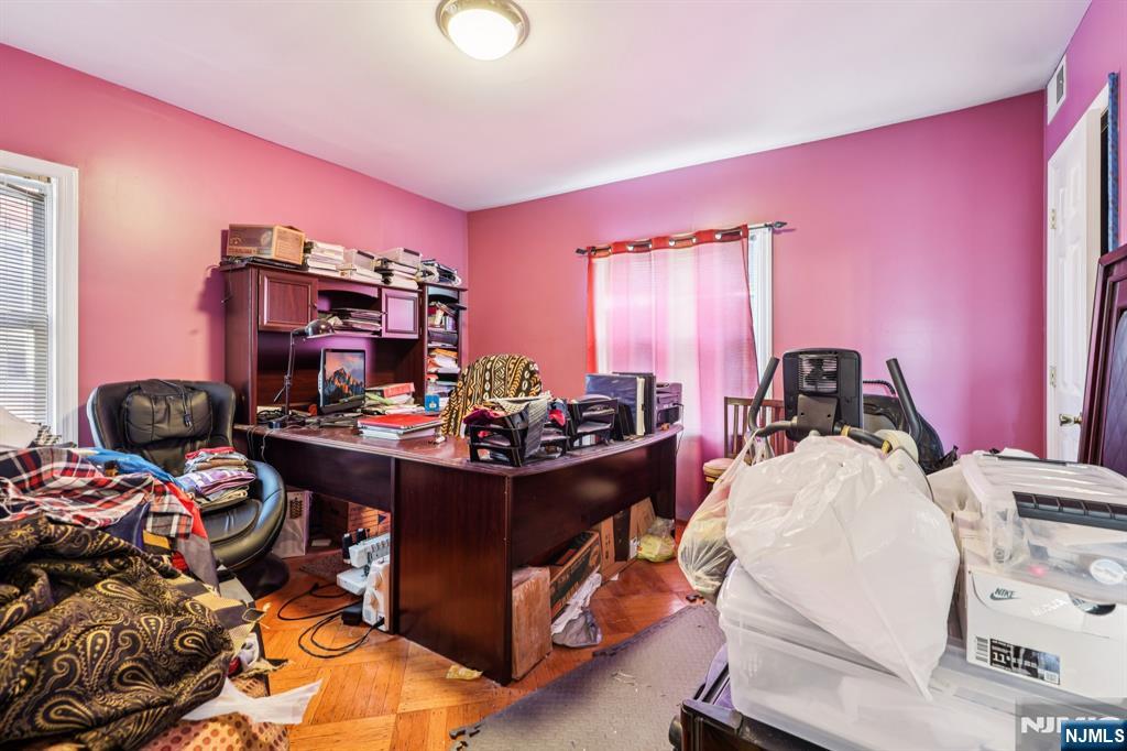 28 Scheerer Avenue Newark, NJ 07112 - Photo 23 of 39