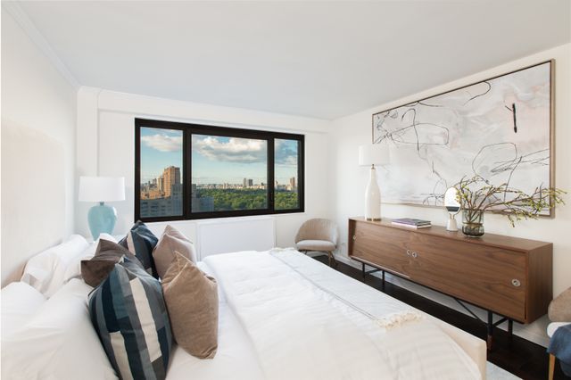 $1,750,000 | 10 West 66th Street, Unit 31A | Upper West Side