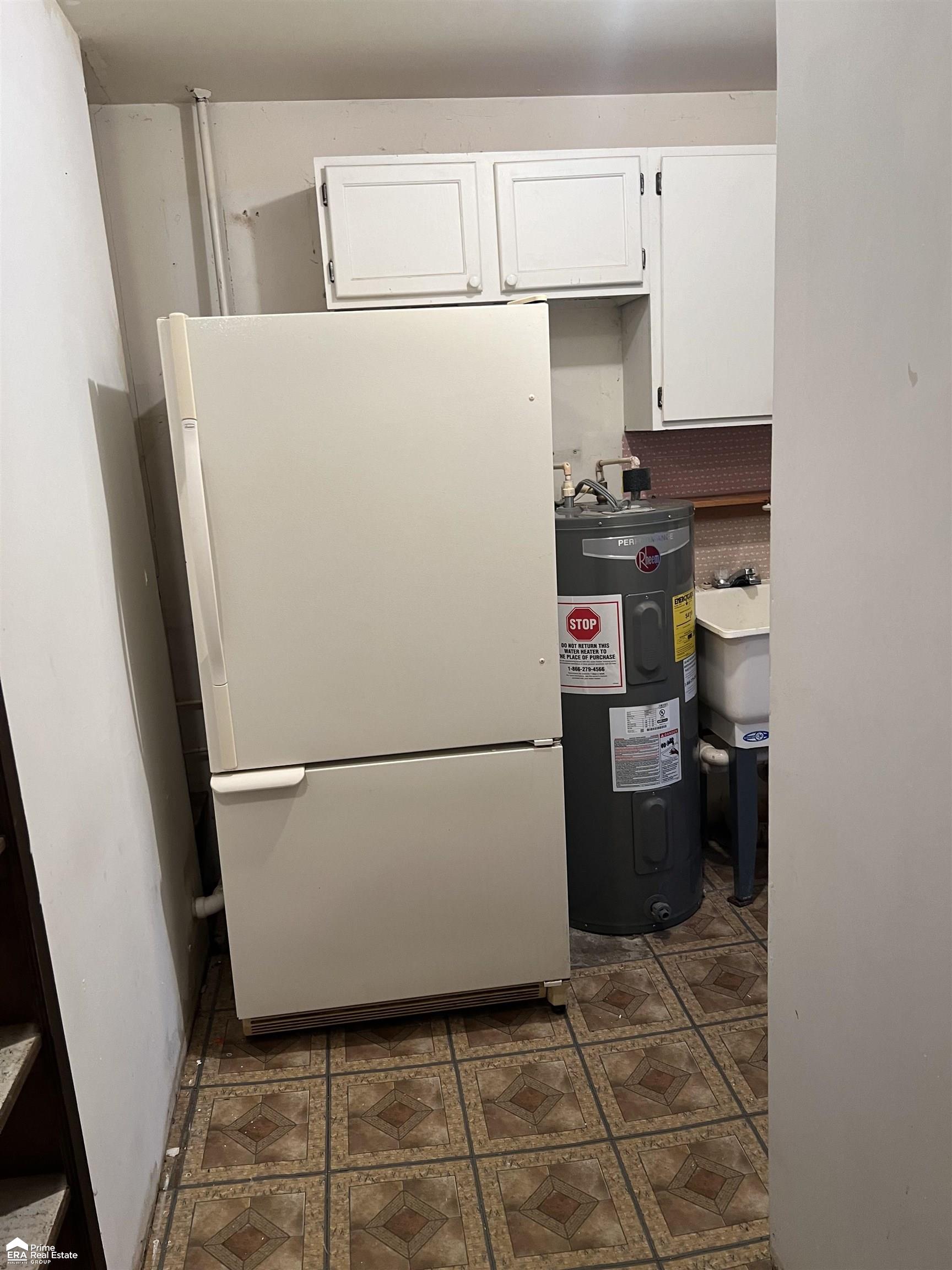 4186 North Center Road Flint, MI 48506 - Photo 33 of 40 50157512-fdb2bc7c-4411-44ef-8cd9-6890f7581ae4.JPG