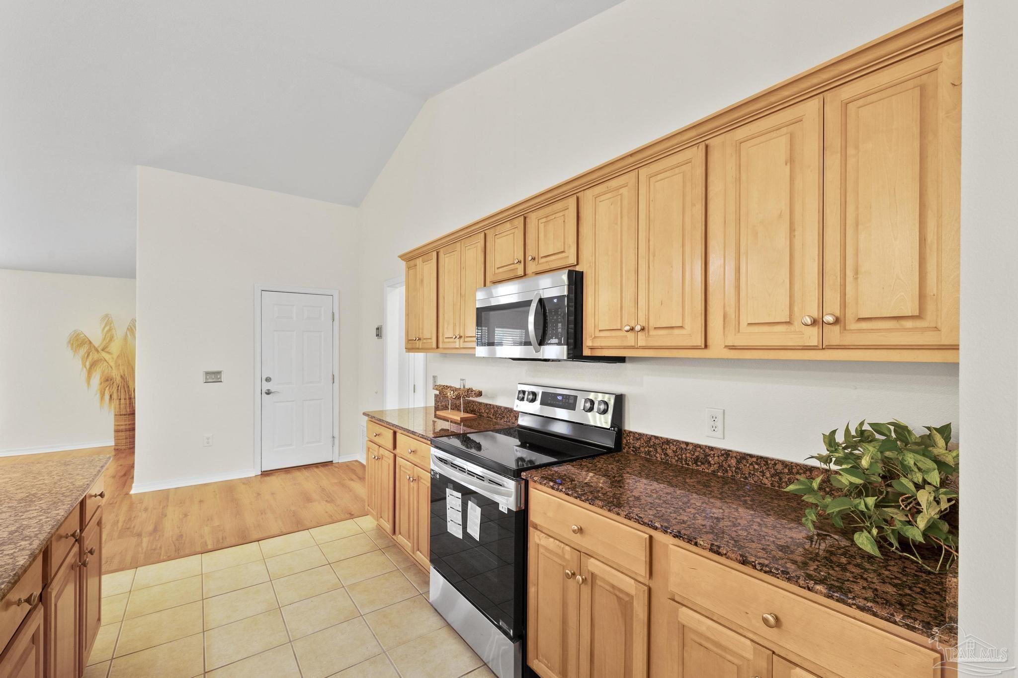 16520 Innerarity Point Road Pensacola, FL 32507 - Photo 15 of 41 Gallery Image 15