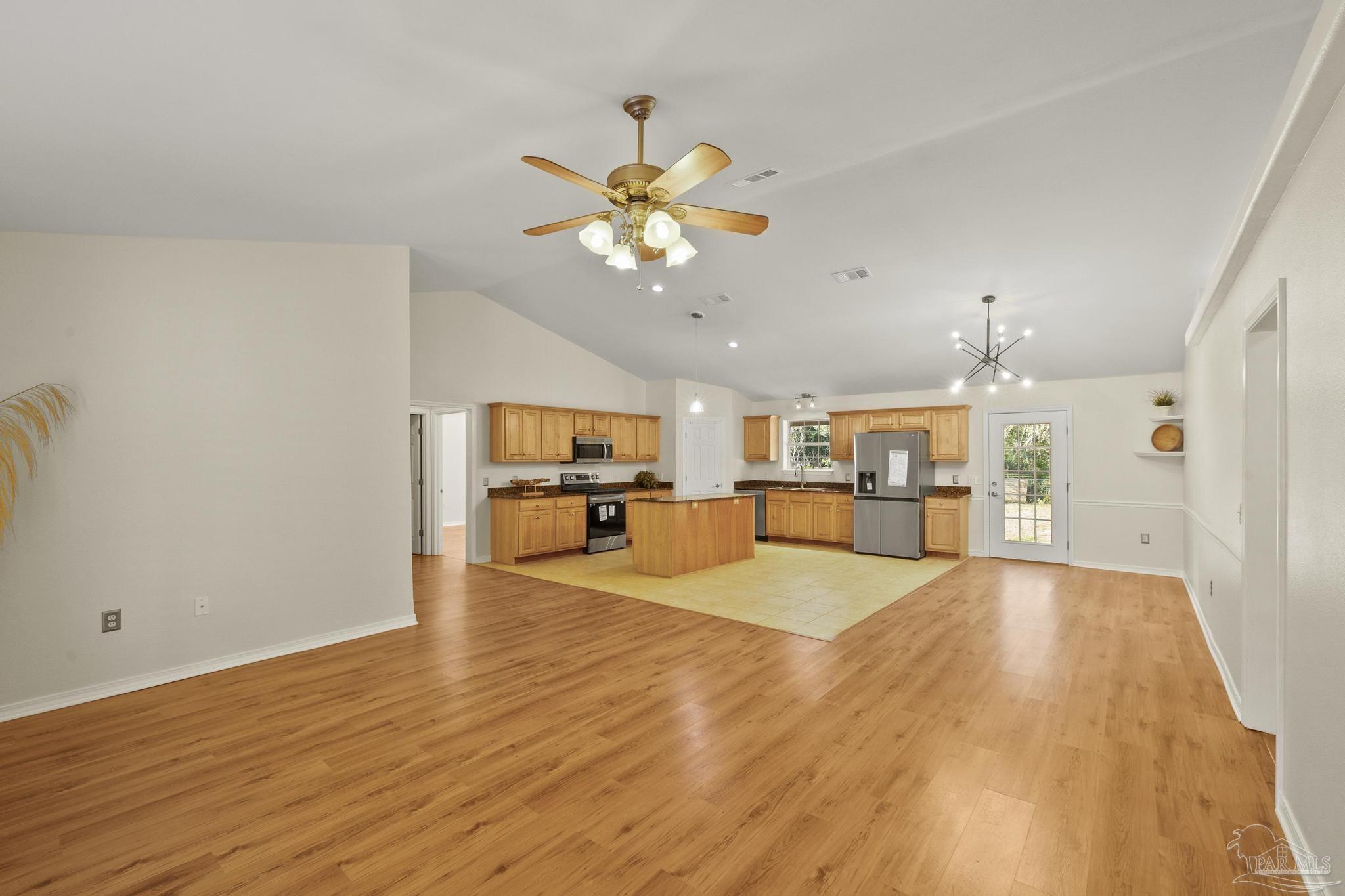 16520 Innerarity Point Road Pensacola, FL 32507 - Photo 9 of 41 Gallery Image 9