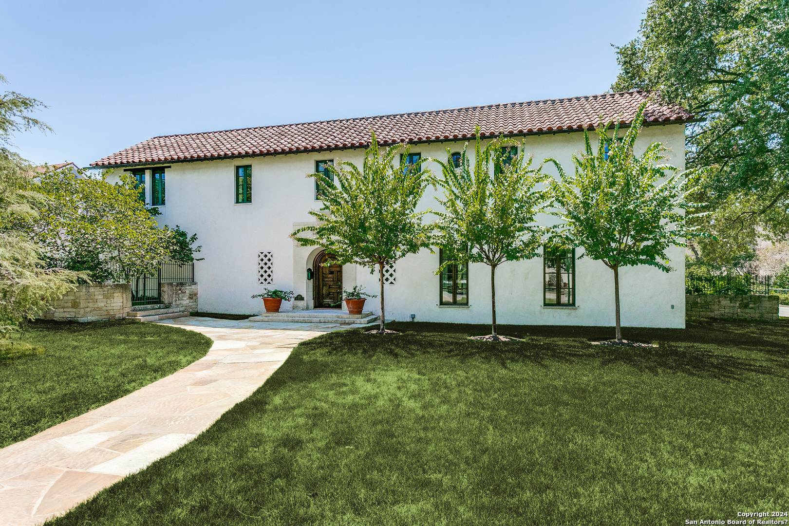 202 East Mandalay Dr