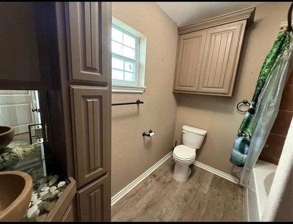 $344,900 | 400 North Ave A, Springtown, TX 76082