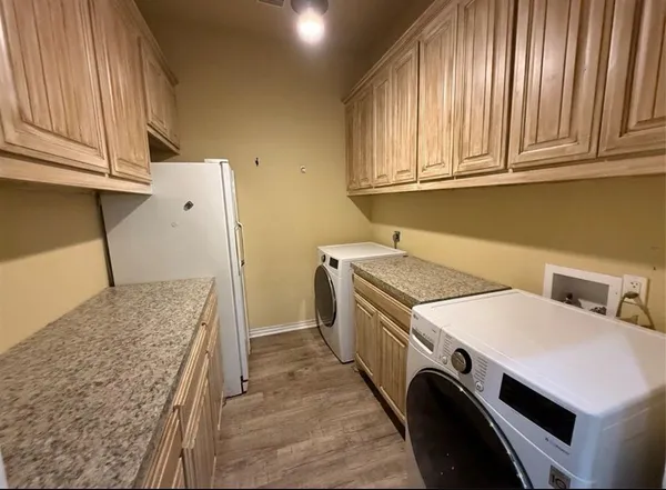 $344,900 | 400 North Ave A, Springtown, TX 76082
