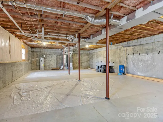 a view of a indoor garage