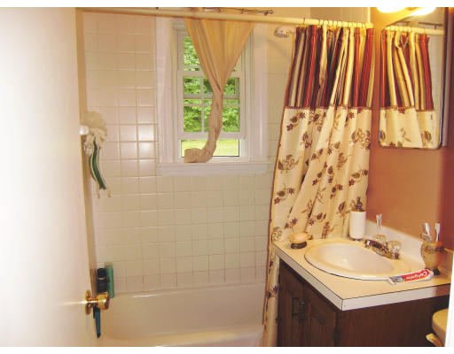6 Woodridge Road Littleton, MA 01460 - Photo 11 of 18 Gallery Image 11
