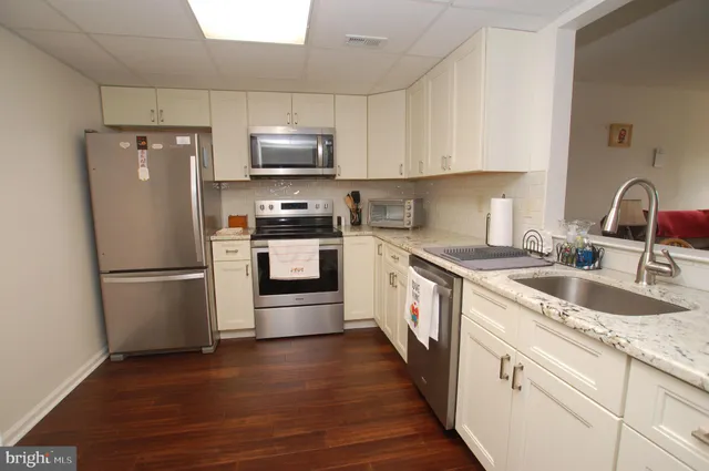 $1,895 | 6403 Centennial Station, Warminster, PA 18974