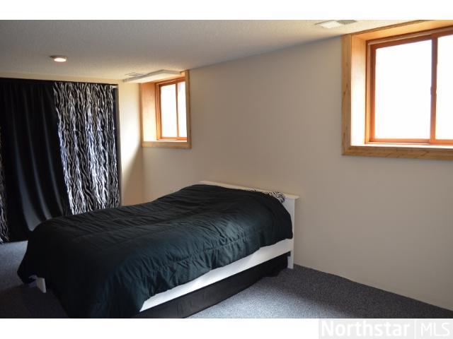 1414 Skyline Road Eagan, MN 55121 - Photo 13 of 18 Gallery Image 13