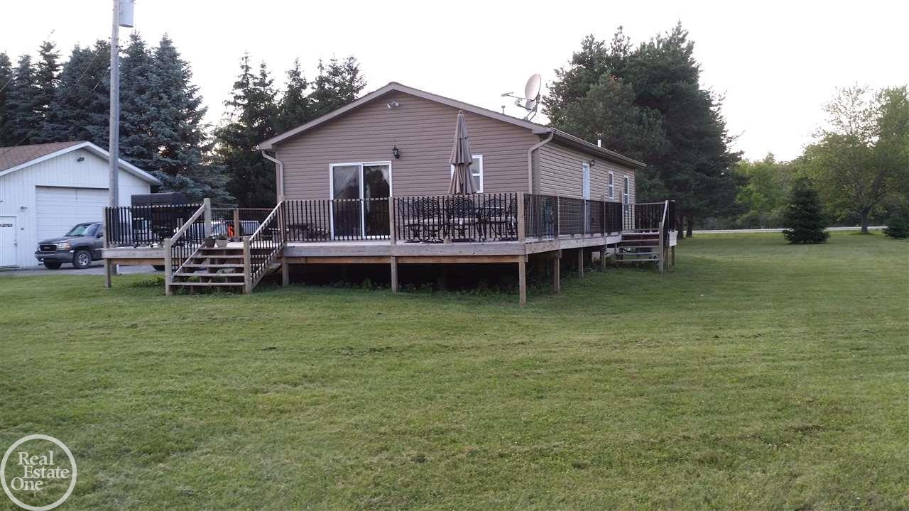 9505 Brandon Road Avoca, MI 48006 - Photo 17 of 45