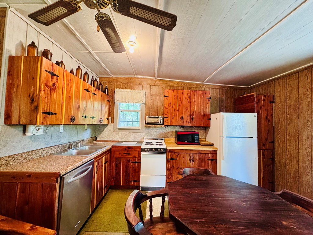 3062 Horseshoe Road Iva, SC 29655 - Photo 15 of 44