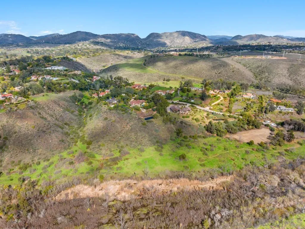 16574 Zumaque Rancho Santa Fe, CA 92067 - Photo 14 of 51 Gallery Image 14