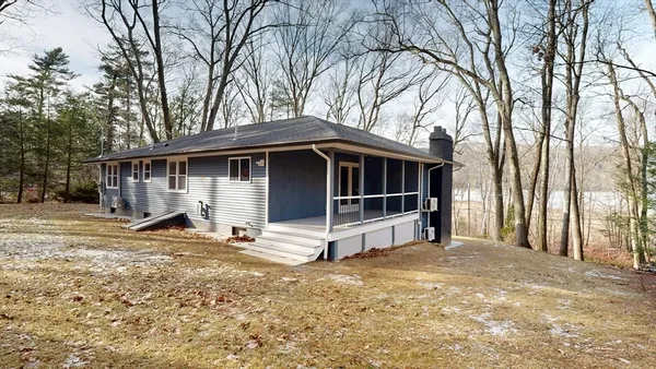 $615,000 | 7 Woodlawn Drive, Sturbridge, MA 01566