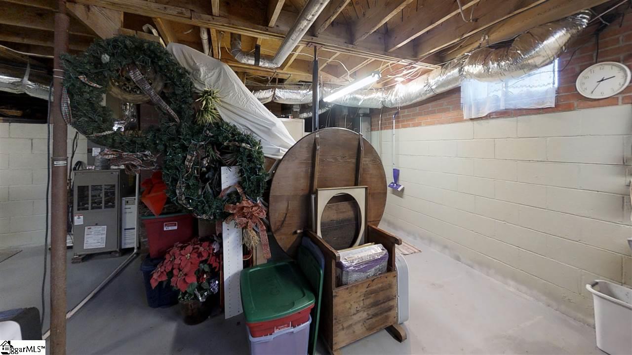 265 Willis Road Taylors, SC 29687 - Photo 30 of 34