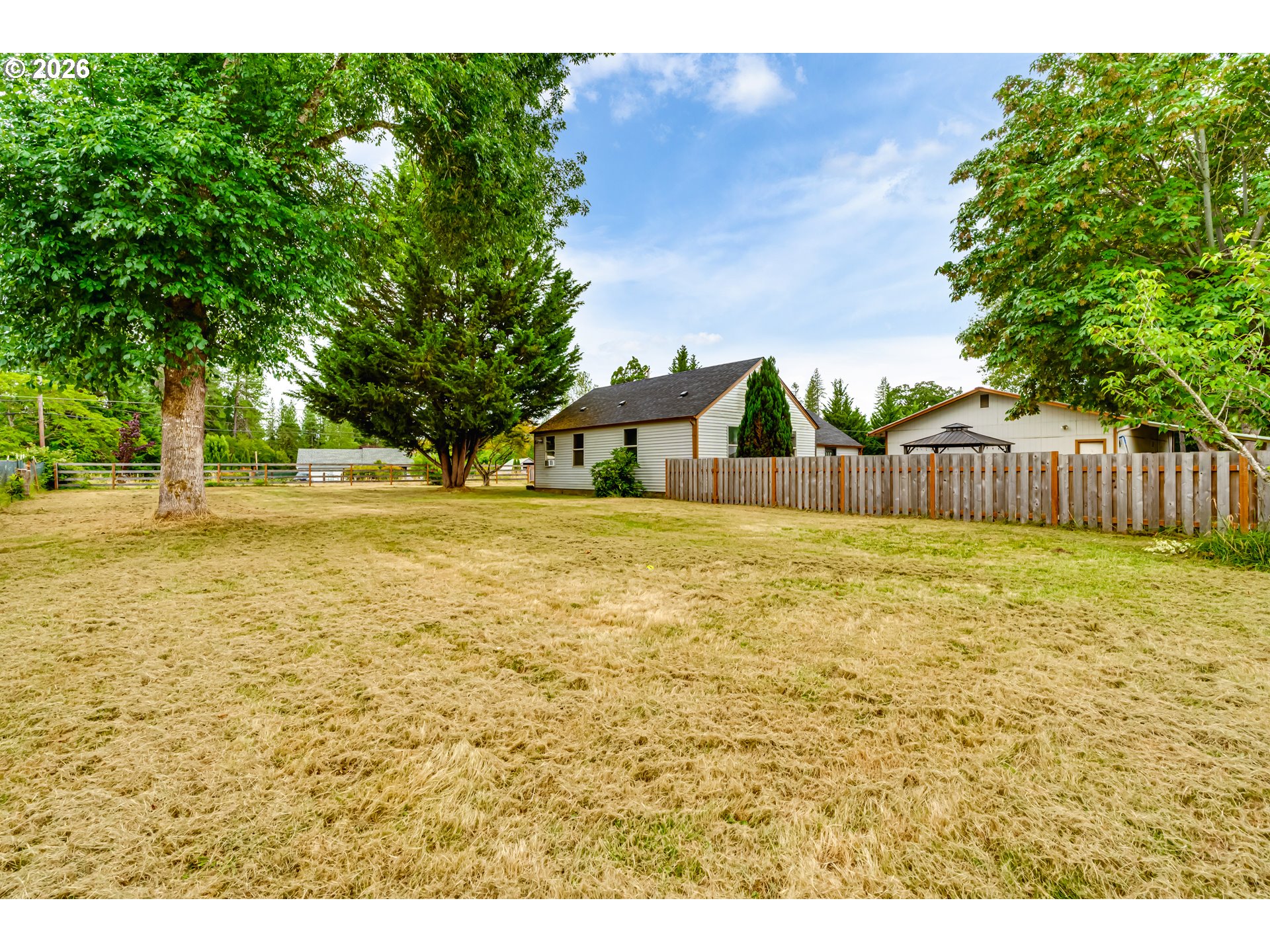 24723 Warthen Road Elmira, OR 97437 - Photo 26 of 33