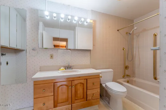 $289,000 | 511 Cypress Street, Unit 13, Fort Bragg, CA 95437