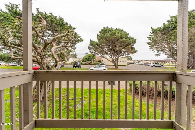 $289,000 | 511 Cypress Street, Unit 13, Fort Bragg, CA 95437