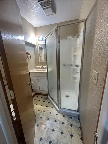 $75,000 | 1203 Locust Street, Pleasanton, KS 66075