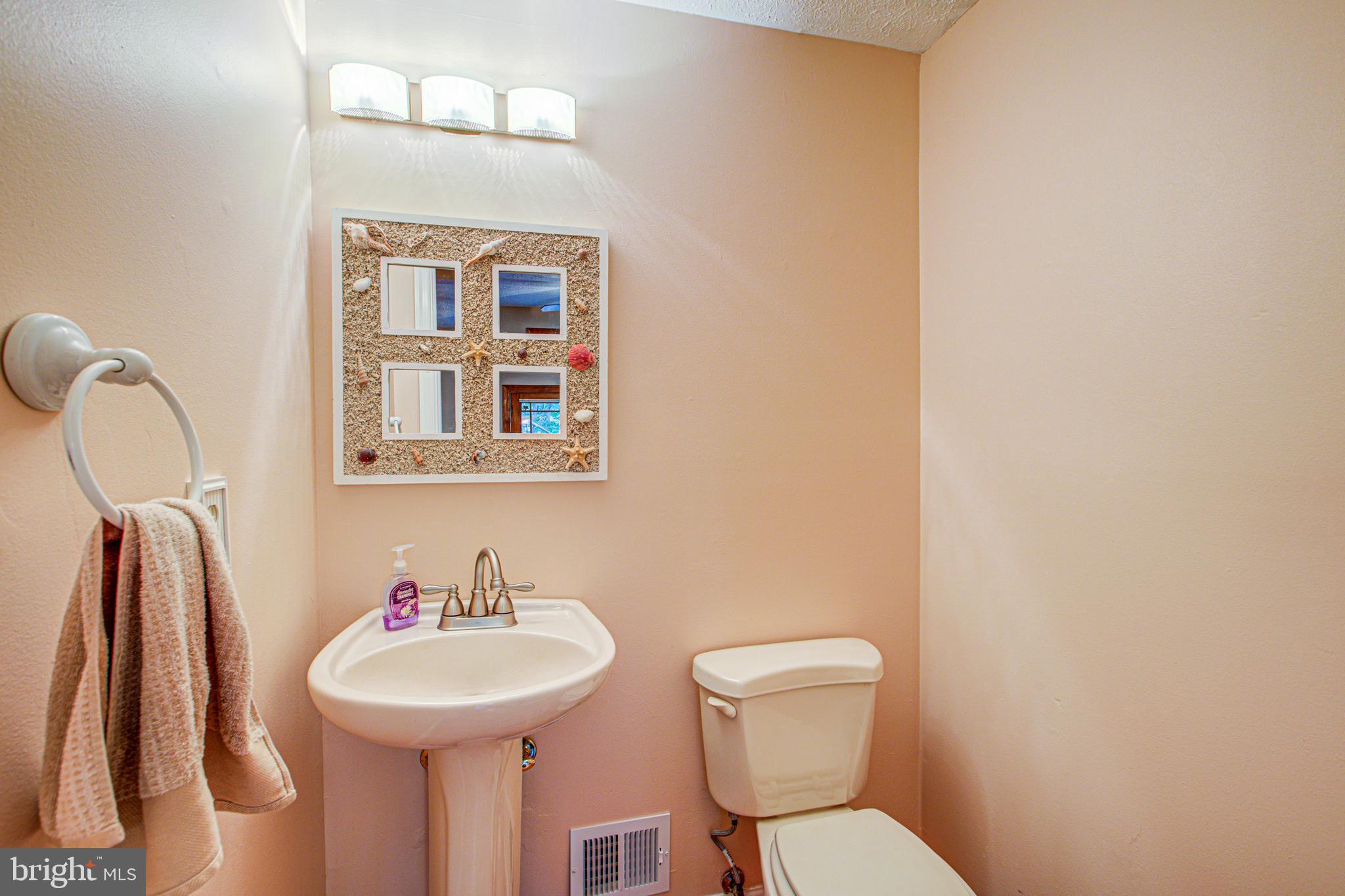 8049 Winding Way Court Springfield, VA 22153 - Photo 27 of 55 Gallery Image 27