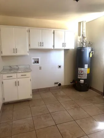 $1,300 | 1738 North C Avenue, Douglas, AZ 85607