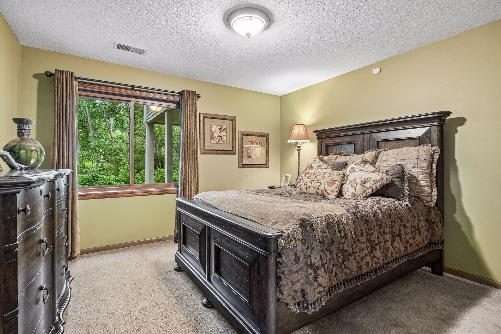 18464 Farmstead Circle Eden Prairie, MN 55347 - Photo 33 of 47