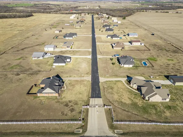 $430,000 | 184 Angus Court, Itasca, TX 76055