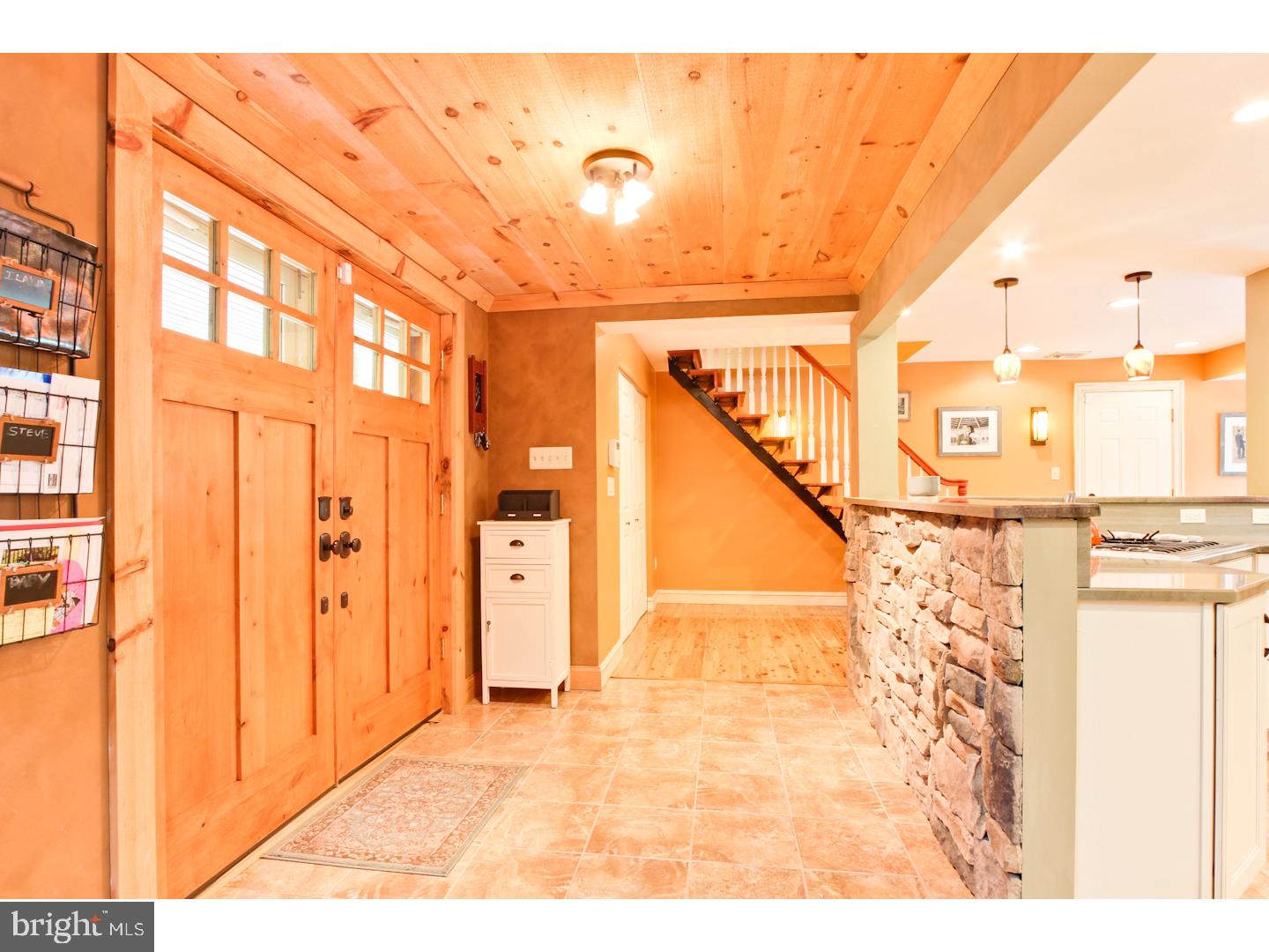 2 Austin Road Yardley, PA 19067 - Photo 4 of 25 Foyer