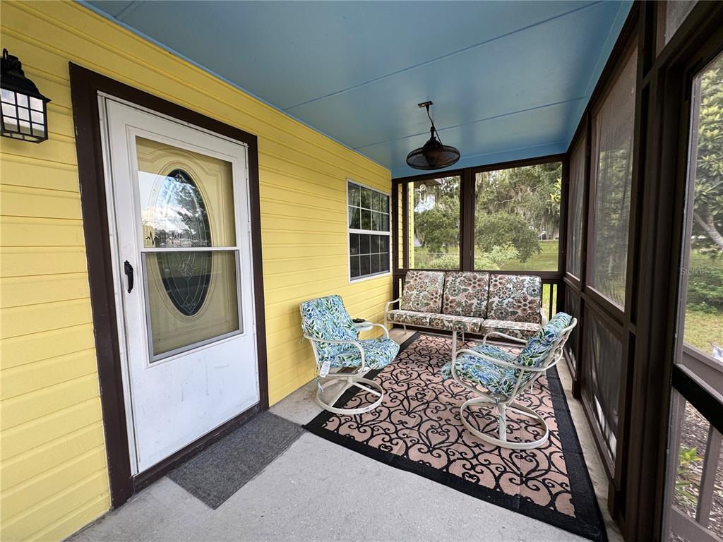 398 Virginia Street Frostproof, FL 33843 - Photo 9 of 35