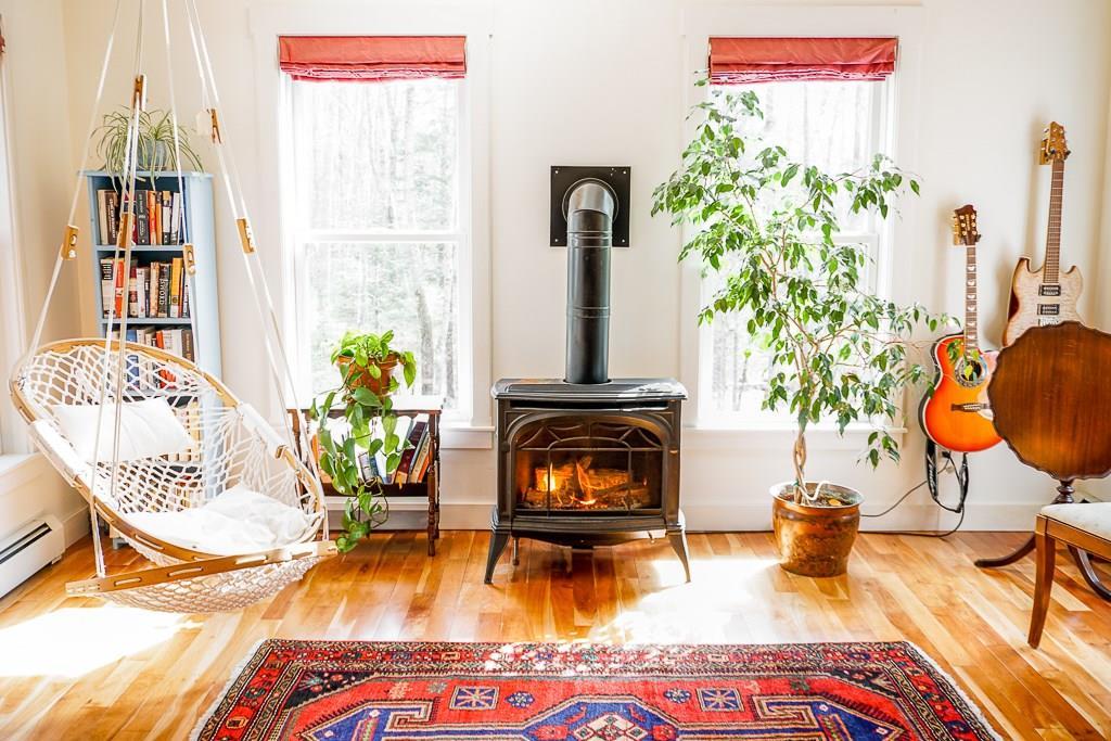 28 White Oak Ridge Road Damariscotta, ME 04543 - Photo 9 of 33 Vermont Castings propane stove adds...