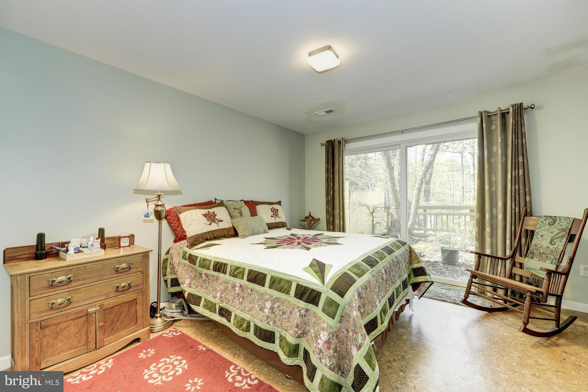 11650 Mediterranean Court Reston, VA 20190 - Photo 22 of 30 Bedroom