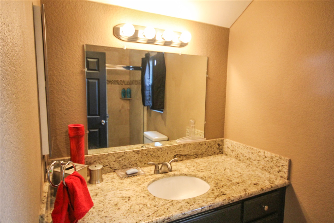 1709 Harold Road Escondido, CA 92026 - Photo 8 of 16