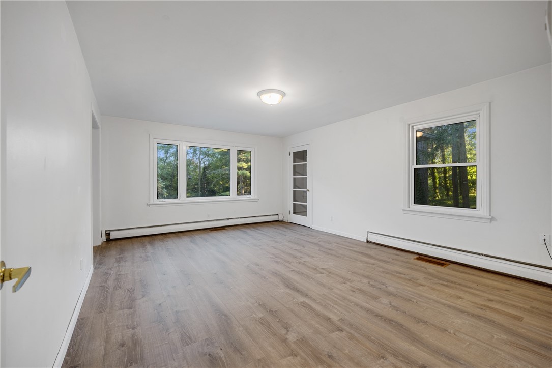 554 Helendale Road Irondequoit, NY 14609 - Photo 14 of 50 Gallery Image 14