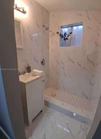 $1,850 | 3052 Southwest 6th Street, Unit B, Miami, FL 33135