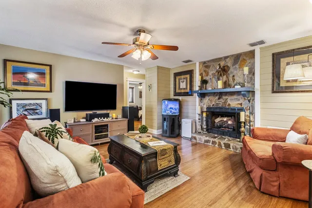 $395,000 | 2013 Pepperidge Way, Tallahassee, FL 32308