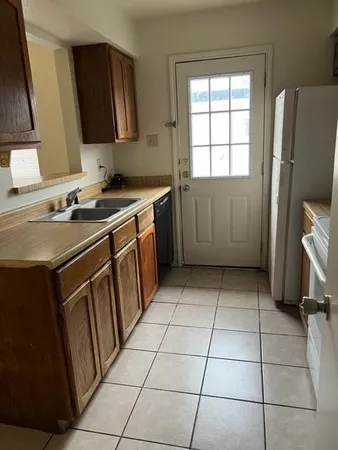 $1,075 | 6702 Everhart Road, Unit V105, Corpus Christi, TX 78413