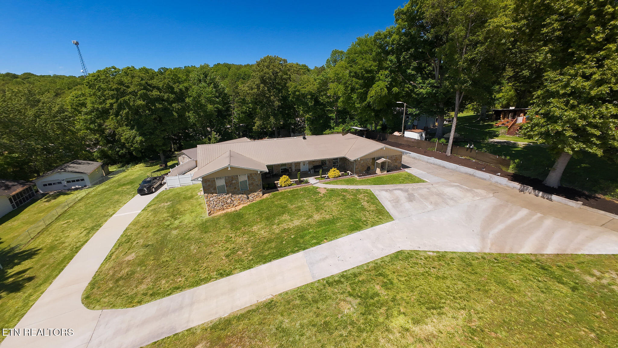 8023 Conner Road Powell, TN 37849 - Photo 54 of 58 DJI_20260508122236_0196_D