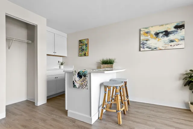 $184,900 | 550 Winnacunnet Road, Unit 319, Hampton, NH 03842