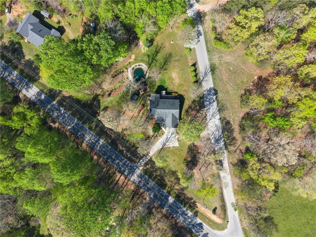 3454 Highway 254 Cleveland, GA 30528 - Photo 45 of 52 a backyard of a house with outdoor seating