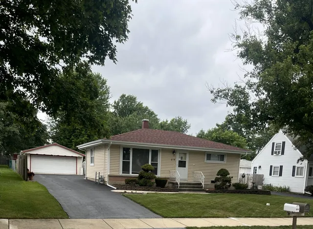 $369,900 | 614 North La Londe Avenue, Lombard, IL 60148