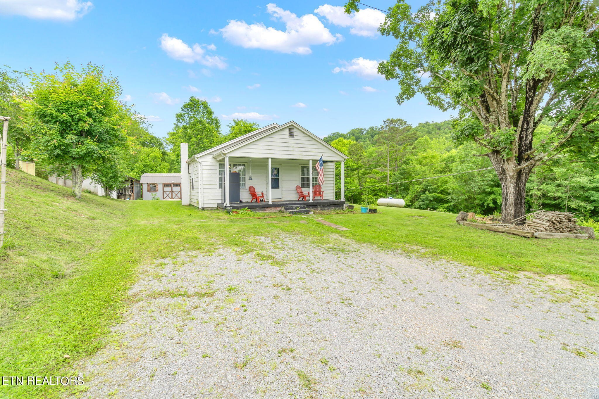 187 Monroe Road Maynardville, TN 37807 - Photo 3 of 34 Gallery Image 3